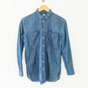 LOFT Soft Denim Button Down Size Small